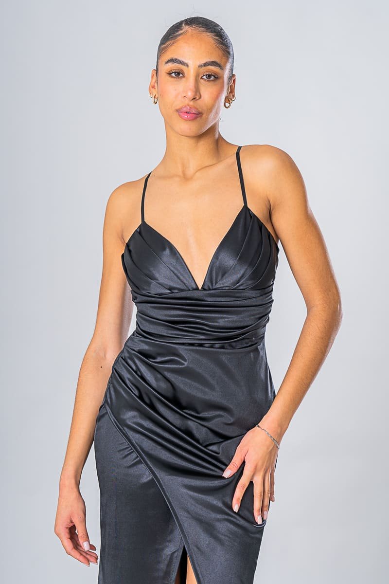 Robe longue satinée fendue noire Cinelle Paris mode femme tendance