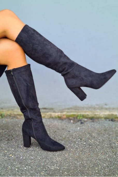 Black suede effect heels boots