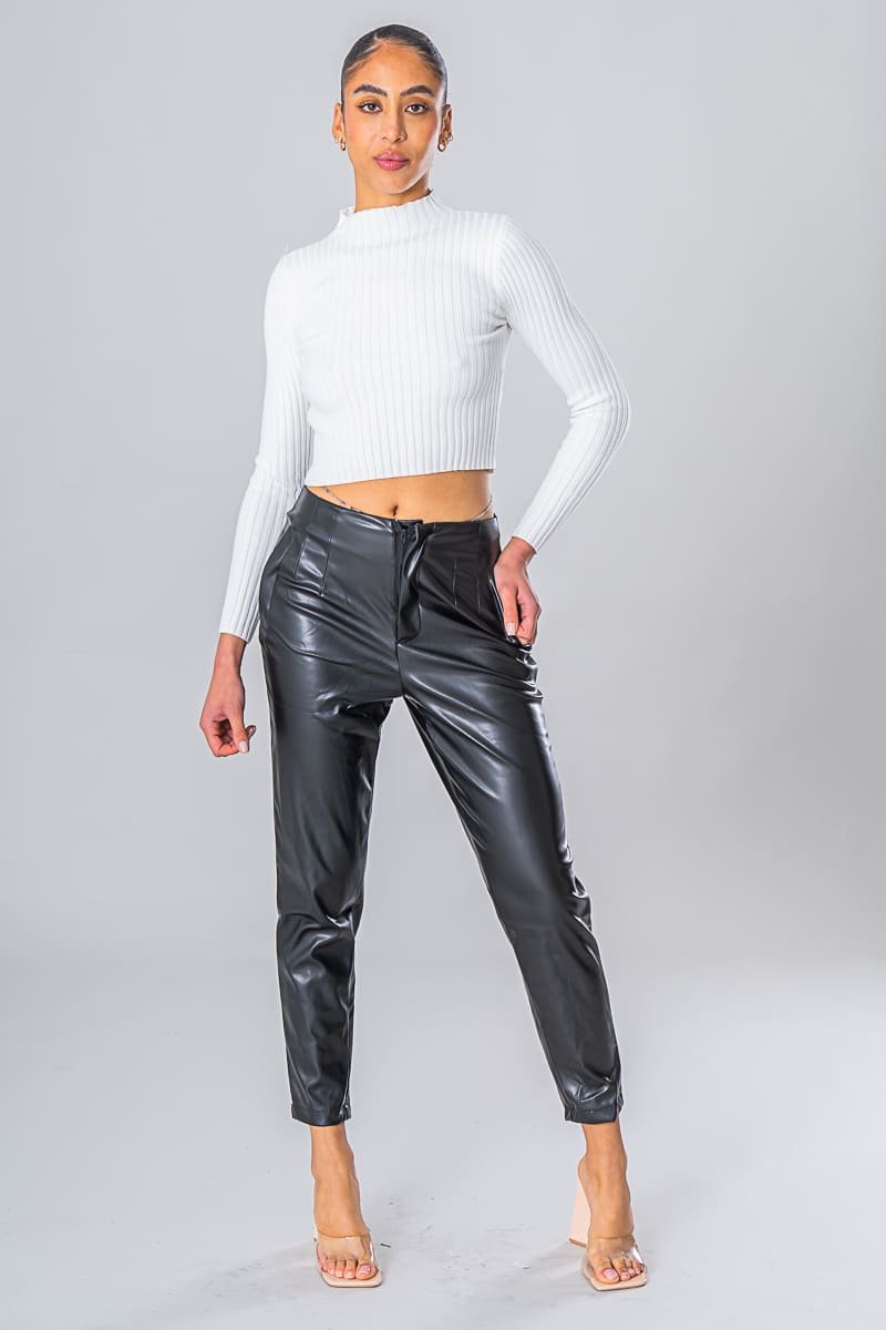 Black leatherette suit pants - Cinelle Paris, fashion woman.