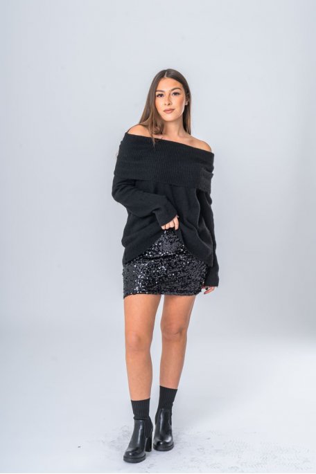 Short black sequin skirt