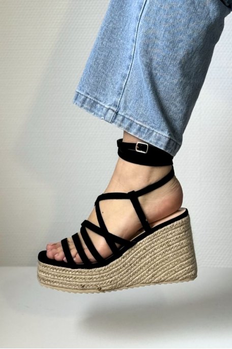 Black square-toe wedges with straps
