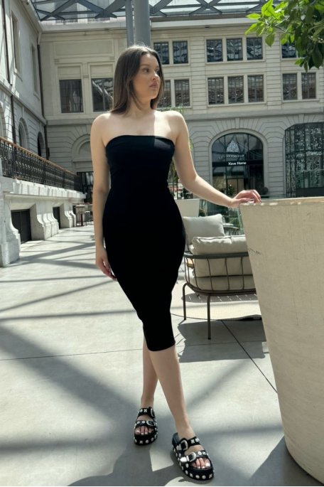 Black mid-length ribbed strapless dress
