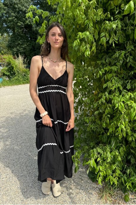 Langes Kleid mit Stickereien schwarz