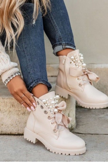 Bottines beige lacees avec perles Cinelle Paris mode femme tendance