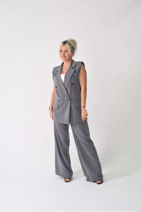 Ensemble tailleur sans manches gris