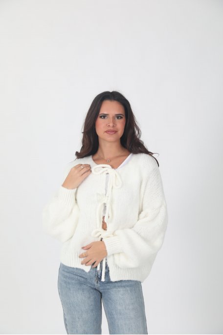 Gilet blanc en maille à nœuds